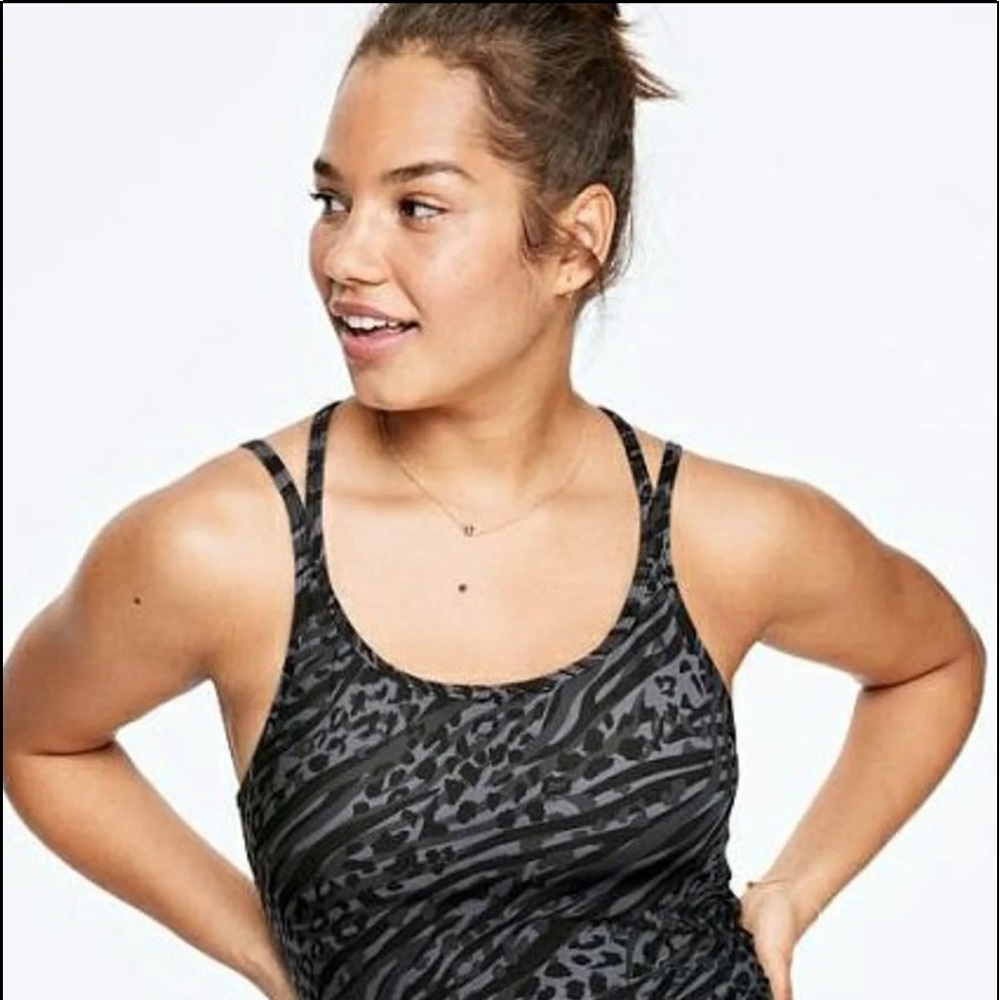 VS  PINK Tank XS NEW